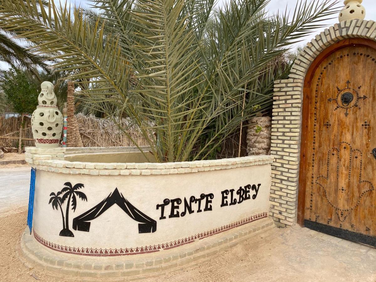 Tente Et Restaurant Elbey Douz Exteriör bild