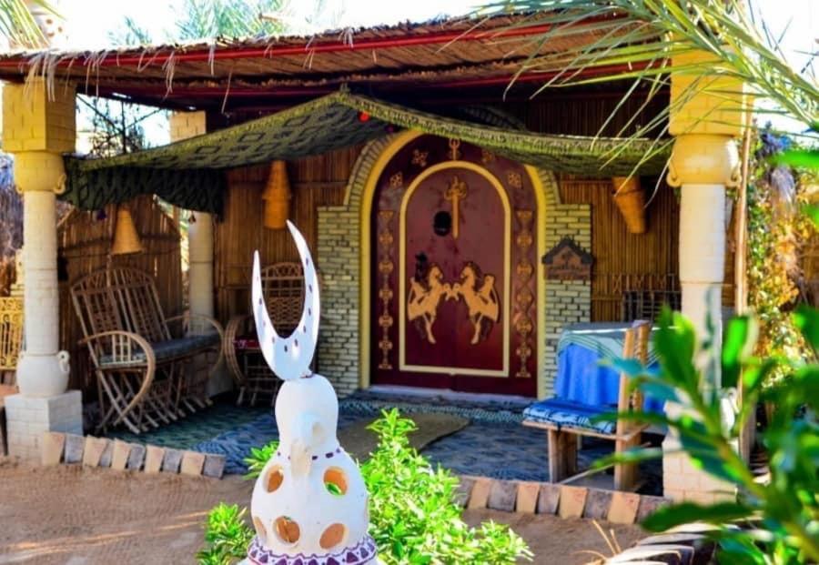 Tente Et Restaurant Elbey Douz Exteriör bild